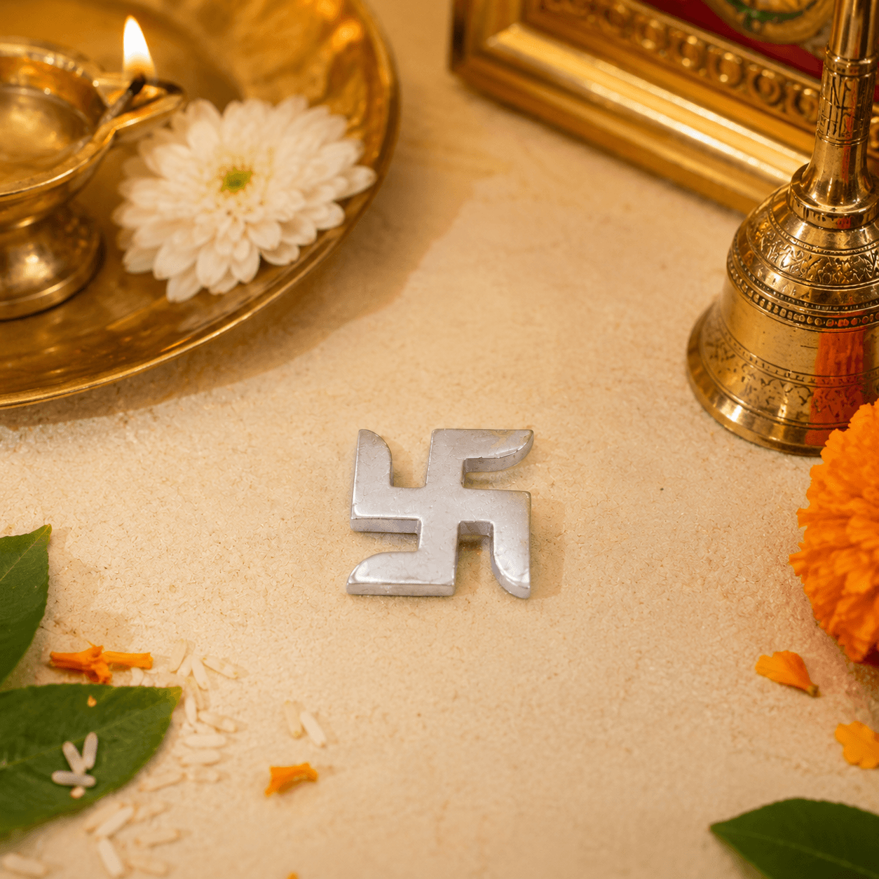 Parad Swastik Yantra thumbnail 2