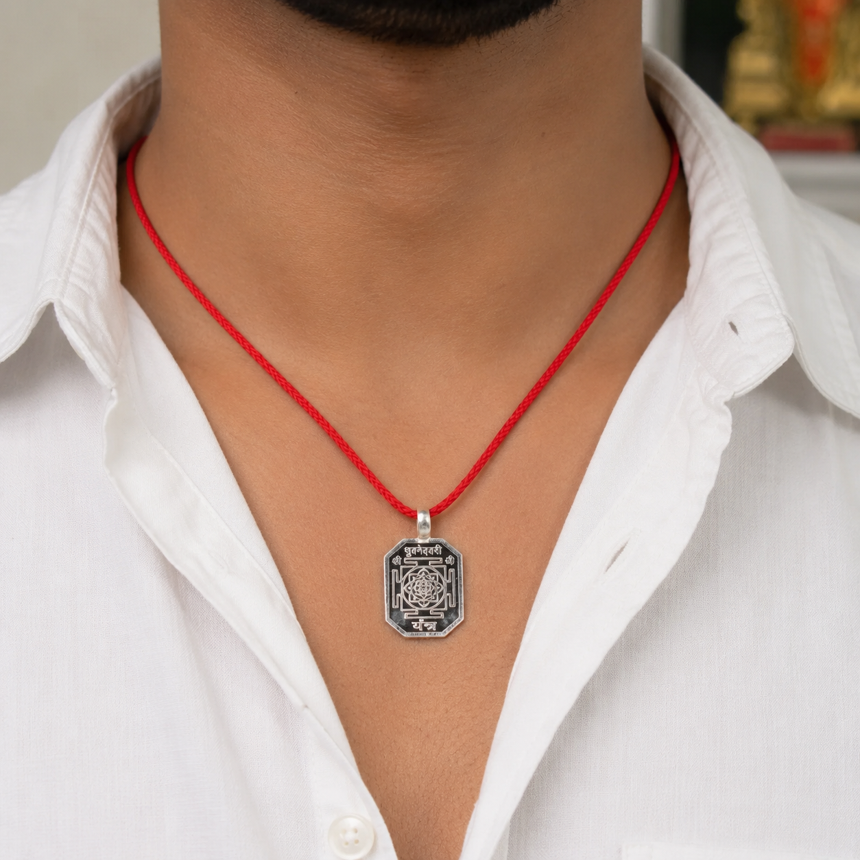 Bhuwaneshwary Yantra Pendant thumbnail 3