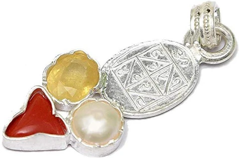 Vrishchik Rashi (Scorpio) Bissa Ratna Pendant