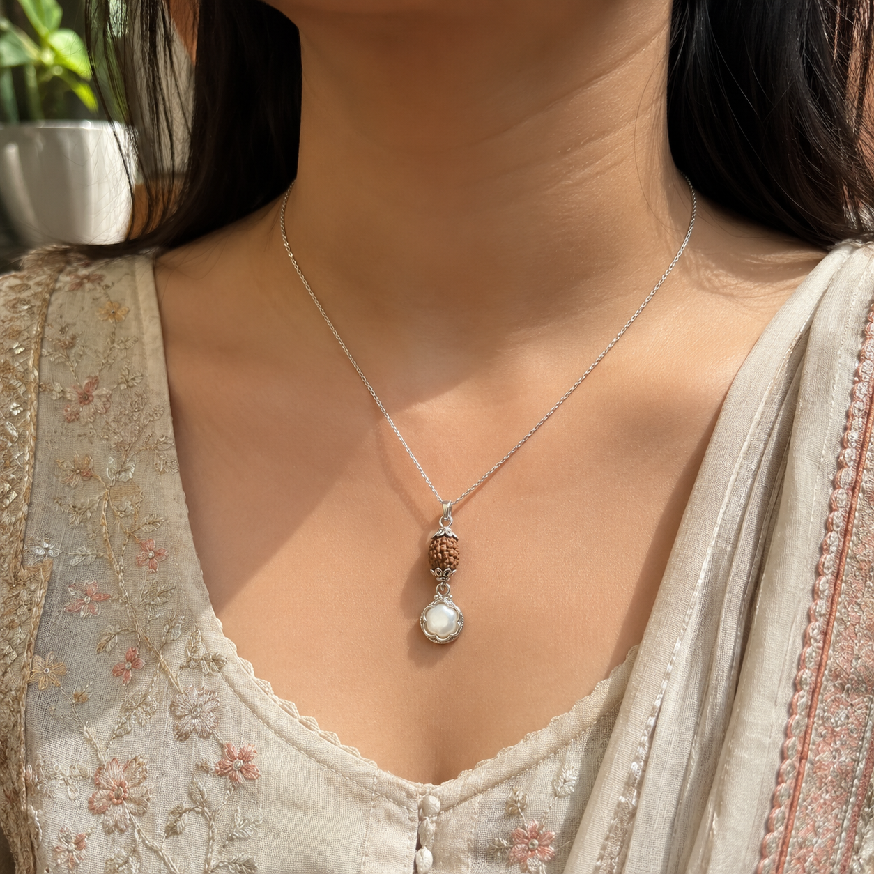 Karak Rashi Rudraksha + Stone Pendant thumbnail 3